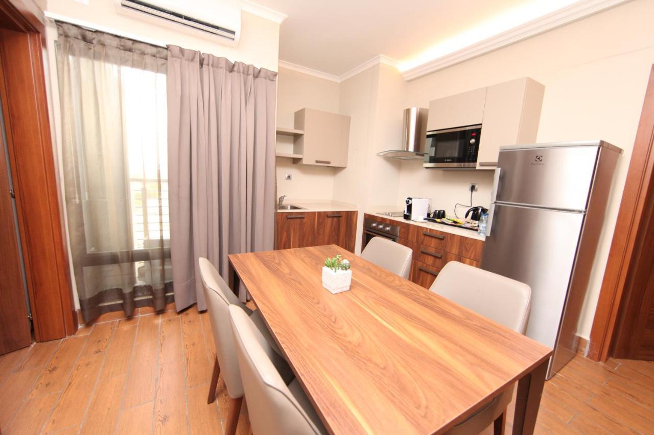 Hotel La Falaise Bonapriso Douala Extérieur photo