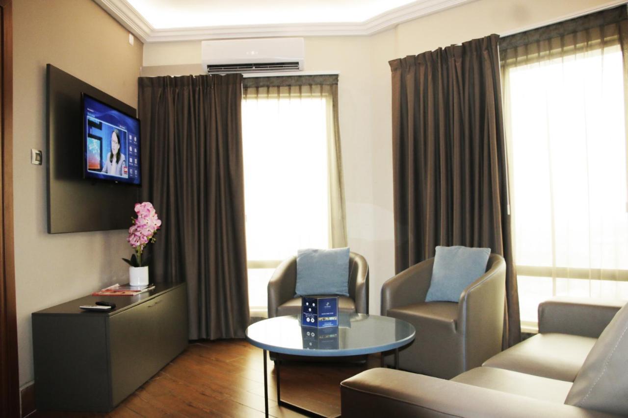 Hotel La Falaise Bonapriso Douala Extérieur photo